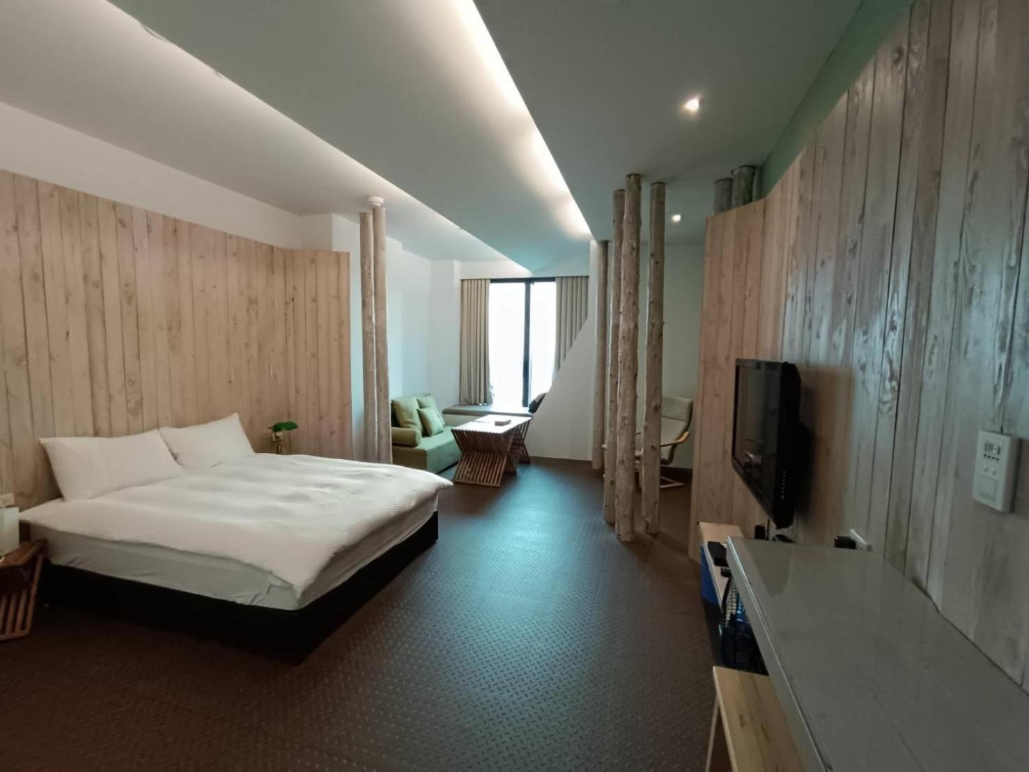 三条文旅 Lejlighed Kaohsiung Eksteriør billede